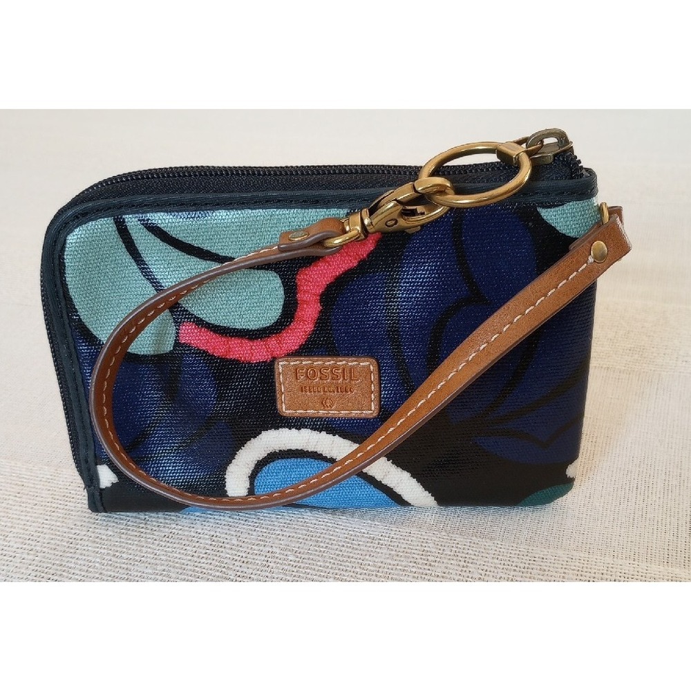 Fossil Coated Textile Wristlet (3 Interior Card Slots) Blue and Pink NWOT